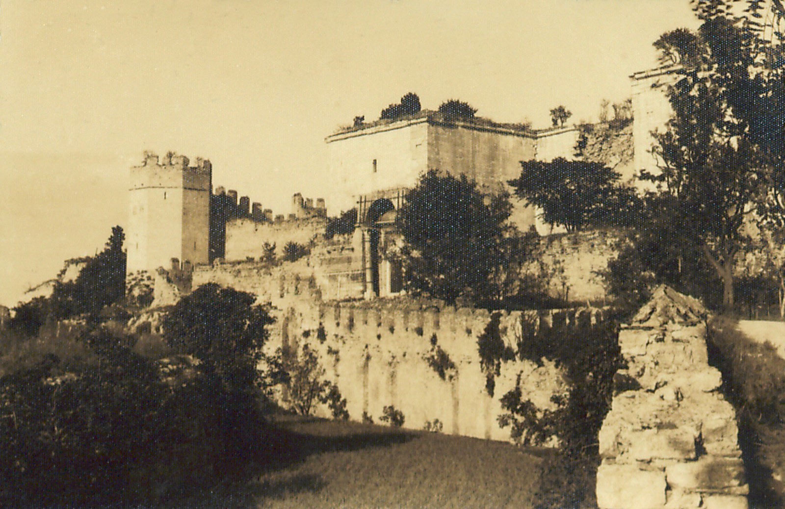 Gilded door in Yedikule